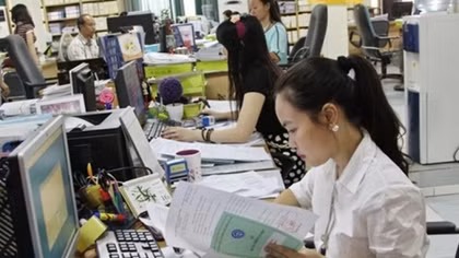 Nhiều người xin không hoàn thành nhiệm vụ để được tinh giản biên chế