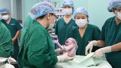 Mổ “bắt con” thành công cho sản phụ có nhiều bệnh lý nguy hiểm