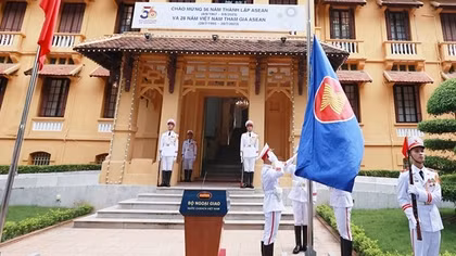 Trang trọng nghi lễ thượng cờ kỷ niệm 56 năm thành lập ASEAN