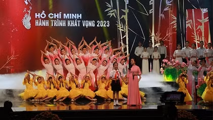 Chương trình “Hồ Chí Minh - Hành trình khát vọng 2023”: Tôn vinh các điển hình tiêu biểu toàn quốc