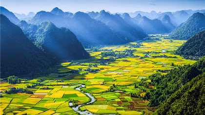 Miền Bắc tăng nhiệt, trời nắng ấm; Nam Bộ nóng 35 độ C