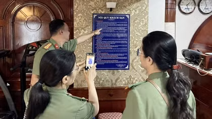 Nhiều khách sạn ở TP Hồ Chí Minh treo biển cấm hút thuốc lá