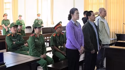 Bài 2: Trò hề "trưng cầu dân ý" và bầu Đào Minh Quân làm tổng thống
