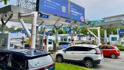 Kiến nghị mở rộng thu phí không dừng tại sân bay