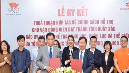 Hỗ trợ học bổng cho vận động viên đạt thành tích quốc tế