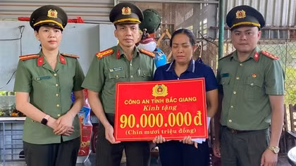 Công an tỉnh Bắc Giang tri ân gia đình liệt sĩ, thương binh ở Đắk Lắk