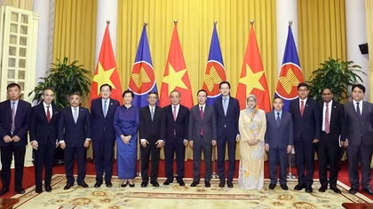 Chủ tịch nước Võ Văn Thưởng tiếp Đại sứ các nước ASEAN đến chào và chúc mừng
