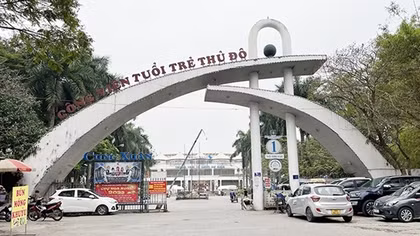 Không gian công cộng bị "xẻ thịt" để kinh doanh