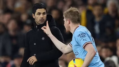 De Bruyne “nổi đóa” chỉ thẳng mặt thầy cũ