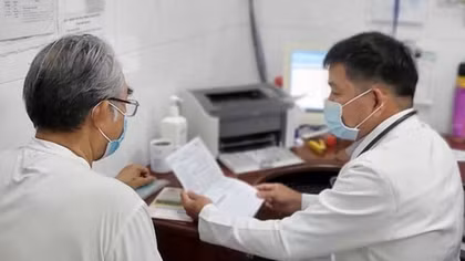 Cảnh báo tình trạng “tự làm bác sĩ”