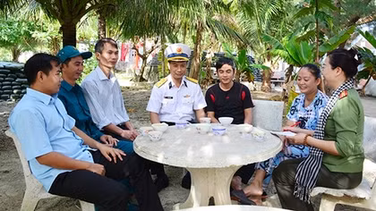 Những “hạt giống đỏ” ươm mầm nơi đất thép (bài 2)