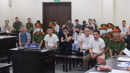 Rút trộm hàng chục tỷ đồng qua máy POS, nhóm “liên minh ma quỷ công nghệ cao” lĩnh án nặng