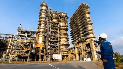 Petrovietnam – 48 năm phát triển cùng đất nước