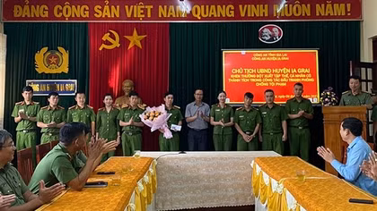 Khen thưởng đột xuất 10 CBCS có thành tích xuất sắc điều tra phá án