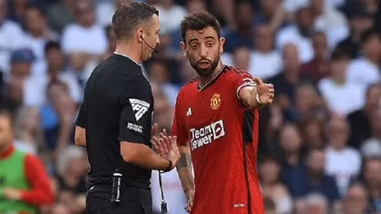 Thua trận, đội trưởng Man United muốn được nhận một lời xin lỗi