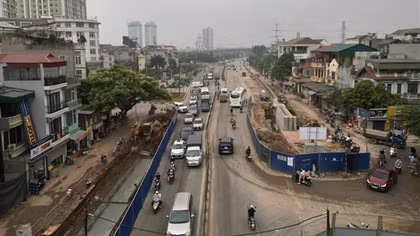 Hà Nội yêu cầu xử lý trách nhiệm việc chậm tiến độ hạ đê Âu Cơ