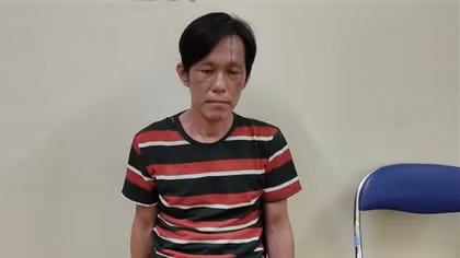 Ghen tuông, chồng đâm chết vợ và tình địch
