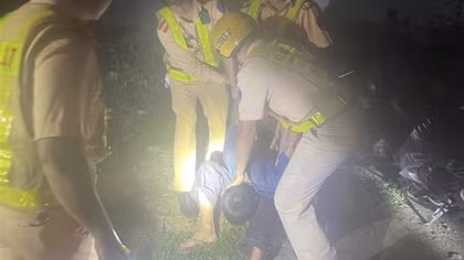 Bị lập biên bản giữ xe vì say rượu, đi mua dao đâm CSGT trọng thương
