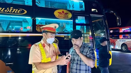 Đề xuất rút ngắn giờ lái xe của tài xế vào ban đêm: Hợp lý nhưng khó kiểm soát
