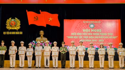 Học viện ANND tuyên dương điển hình tiên tiến thực hiện Sáu điều Bác Hồ dạy
