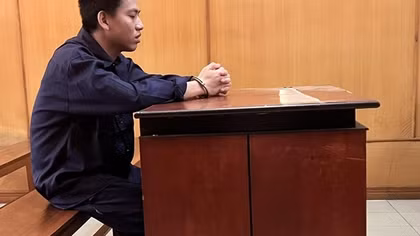 Lãnh án vì đem đất của khách hàng đi bán