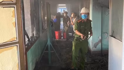 "Bà hỏa" ghé thăm một trường học lúc rạng sáng