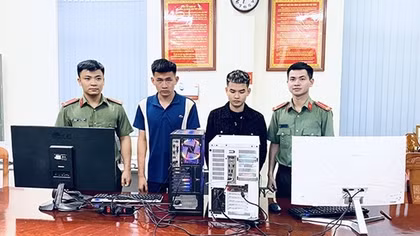 Lừa đảo từ các dịch vụ đọc trộm tin nhắn mạng xã hội