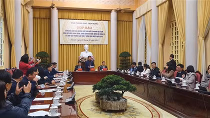 Công bố Luật Khám bệnh, chữa bệnh