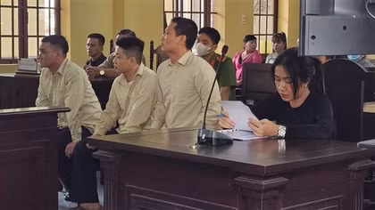 Lãnh án vì đánh người đi đường chấn thương sọ não, tử vong
