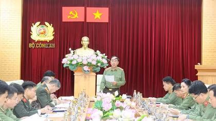 Chú trọng đoàn kết nội bộ, quan tâm công tác quản lý cán bộ