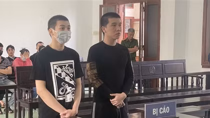 Kẻ bán ma túy và shipper lãnh án 24 năm tù