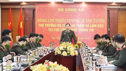 Tăng cường ứng dụng công nghệ thông tin trong CAND