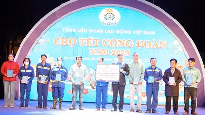 Phiên Chợ Tết “bình ổn giá” dành cho người lao động tại Đà Nẵng