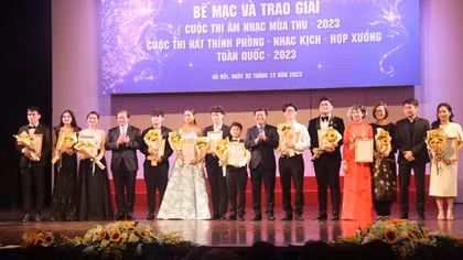 Trao giải cuộc thi “Âm nhạc mùa thu” và “Hát Thính phòng - Nhạc kịch - Hợp xướng” toàn quốc 2023