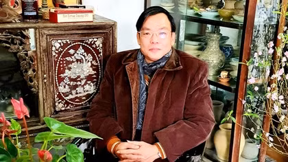 Người biết cười...