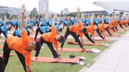 35 tỉnh thành Việt Nam tham gia Ngày quốc tế Yoga lần thứ 9