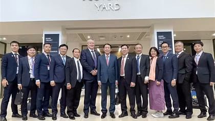 Thắt chặt hợp tác với các cơ quan thực thi pháp luật Vương quốc Anh