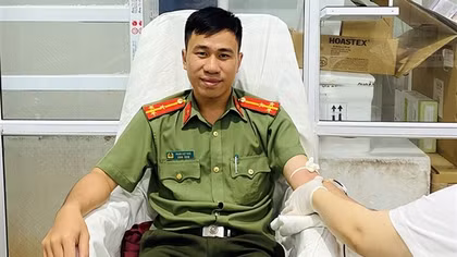 Bí thư đoàn Công an huyện hiến máu cứu thai phụ
