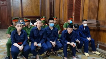 Hơn 60 năm tù cho nhóm làm, tàng trữ và lưu hành tiền giả