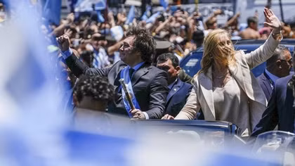Bài diễn văn nhậm chức khác lạ của tân Tổng thống Argentina