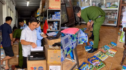Bị phạt 48 triệu đồng vì bán sách giáo khoa giả