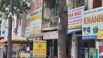 Phối hợp liên ngành để dẹp xe khách trá hình ngoài bến