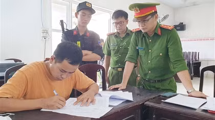 Bắt quản lý kho tham ô trên 1,5 tỉ đồng