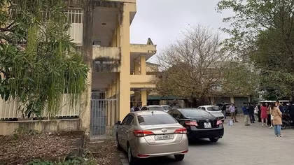 Nữ cán bộ Văn thư bán 60 thùng hồ sơ đấu thầu cho “đồng nát”