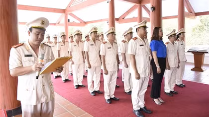 Tuổi trẻ Công an tỉnh Cà Mau xung kích, tình nguyện vì cộng đồng