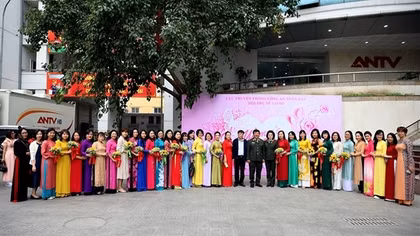 Phụ nữ Cục Truyền thông CAND sôi nổi các hoạt động, phong trào thi đua