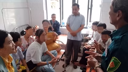 18 học sinh tiểu học bị ngộ độc trà sữa