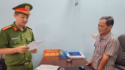 Bắt Trưởng phòng công chứng gây thiệt hại cho chủ đất hơn 10 tỷ đồng