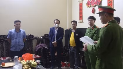 Sập xưởng xây trái phép khiến 5 người thương vong, chủ công trình bị khởi tố