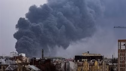 Nổ lớn ở nhiều thành phố trên khắp Ukraine